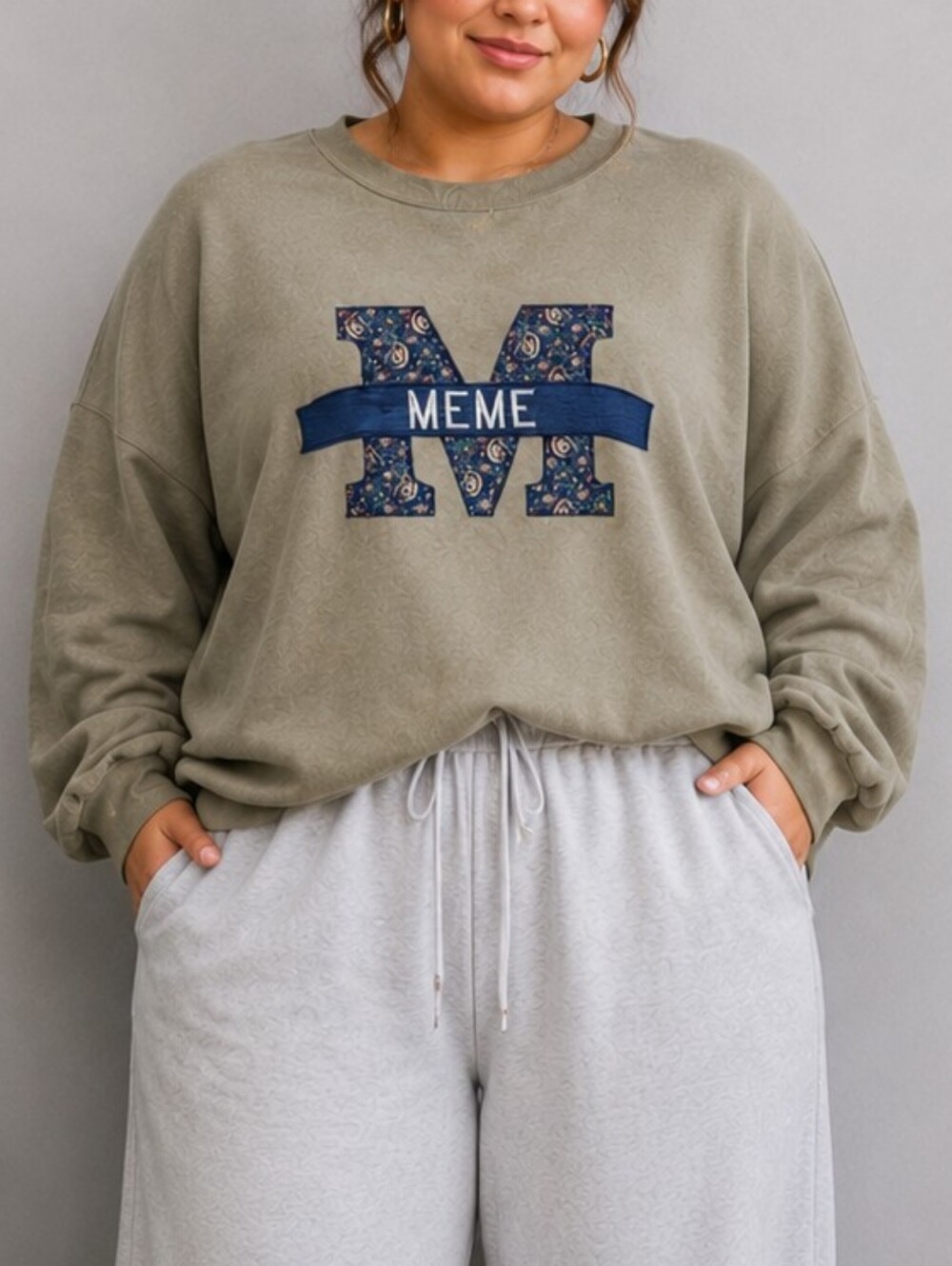 V I N T A G E:: Jerzees MEME Embroidered Tan Crewneck Sweatshirt